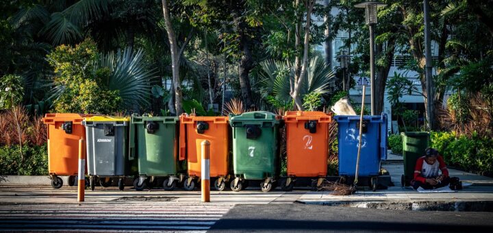 trash, bin, garbage, recycle, waste, plastic, disposal, container, environmental, box, can, environment, dustbin, junk, recycling, recycle, recycle, recycle, dustbin, dustbin, dustbin, dustbin, dustbin, recycling, recycling