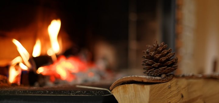 Fireplace Cozy Fire Burning  - GaukharYerk / Pixabay