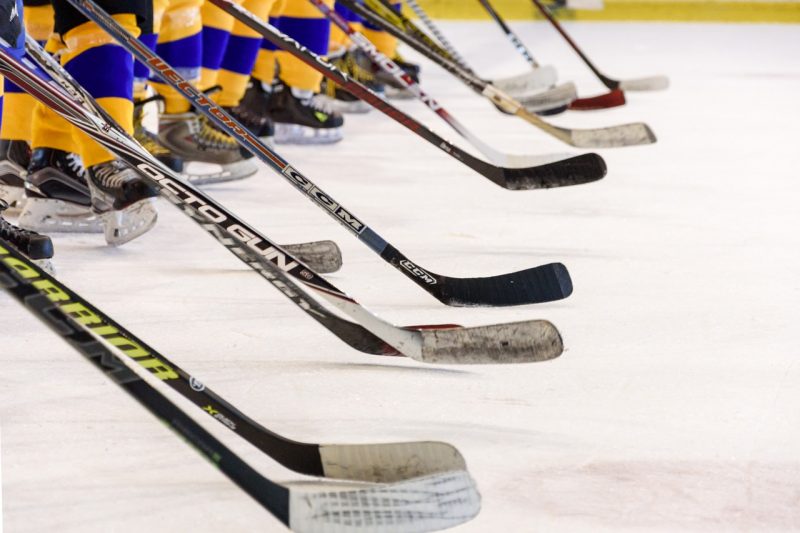 Hockey Team Hockey Game - PhotoMIX-Company / Pixabay