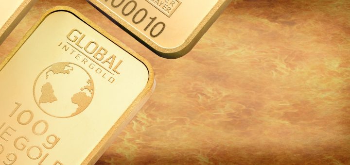 Money Gold Background Copy Space  - flutie8211 / Pixabay