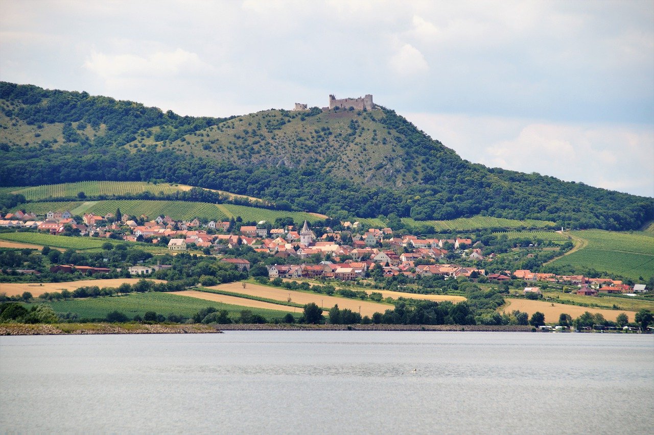 Nature Mountain South Moravia  - ivabalk / Pixabay