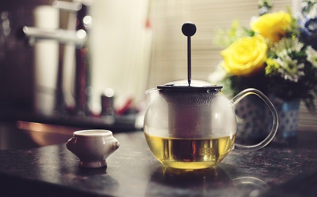 Pití zeleného čaje